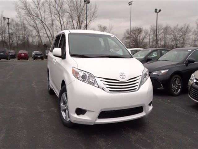 Toyota Sienna 2017 photo 3